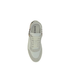 Burberry White Calf Leather Bos Taurus Low Top Sneakers