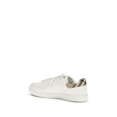 Burberry Sneaker aus weißem Kalbsleder Bos Taurus mit niedrigem Schaft