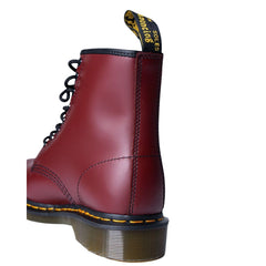 Dr. Martens Bordeauxfarbene Leder-Schnürstiefel