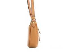 Michael Kors Dover Small Luggage Half Moon Crossbody Tas Portemonnee van Getextureerd Leer