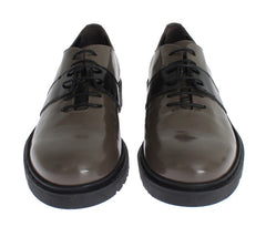 KI_ Graubraune Leder-Schnürschuhe