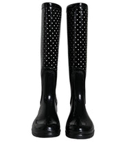Dolce & Gabbana – Kniehohe Stiefel aus Gummi mit schwarzen Punkten