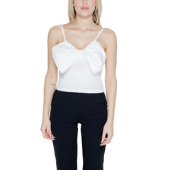 Nur weiße Tanktops aus Bio-Baumwolle