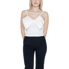 Nur weiße Tanktops aus Bio-Baumwolle
