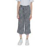 Alleen zwarte cropped broeken van viscose