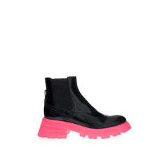 Alexander McQueen Chelsea Boots aus schwarzem Leder