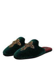 Dolce & Gabbana Grüne Samt Pantoffeln mit Kreuzverzierung