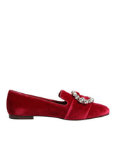 Dolce & Gabbana Rote Samt-Loafer mit Kristallschnalle, flache Schuhe