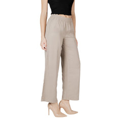 Nur beige Viskose-Freizeithose