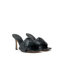 Bottega Veneta Sandaletten mit Stilettoabsatz aus grünem Leder