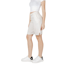 Vila Clothes Beigefarbene Viskose-Bermudashorts