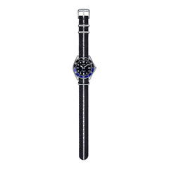 Casio Sportuhr mit schwarzem Stoffarmband