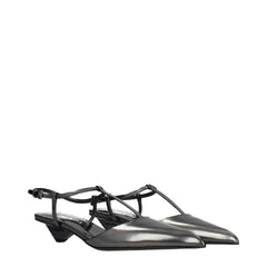 Prada Sandalen aus grauem Leder
