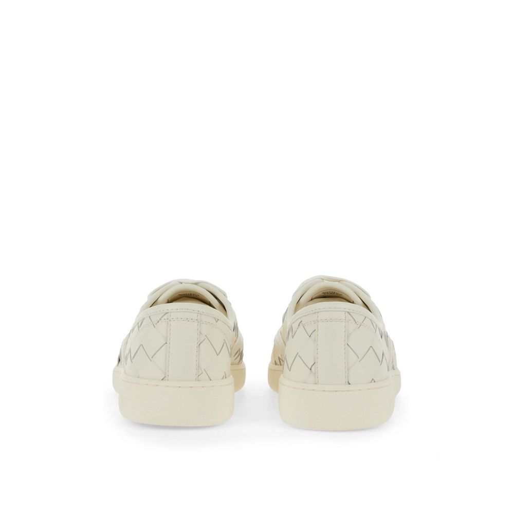 Bottega Veneta Weiße Low-Top-Sneakers aus Kalbsleder