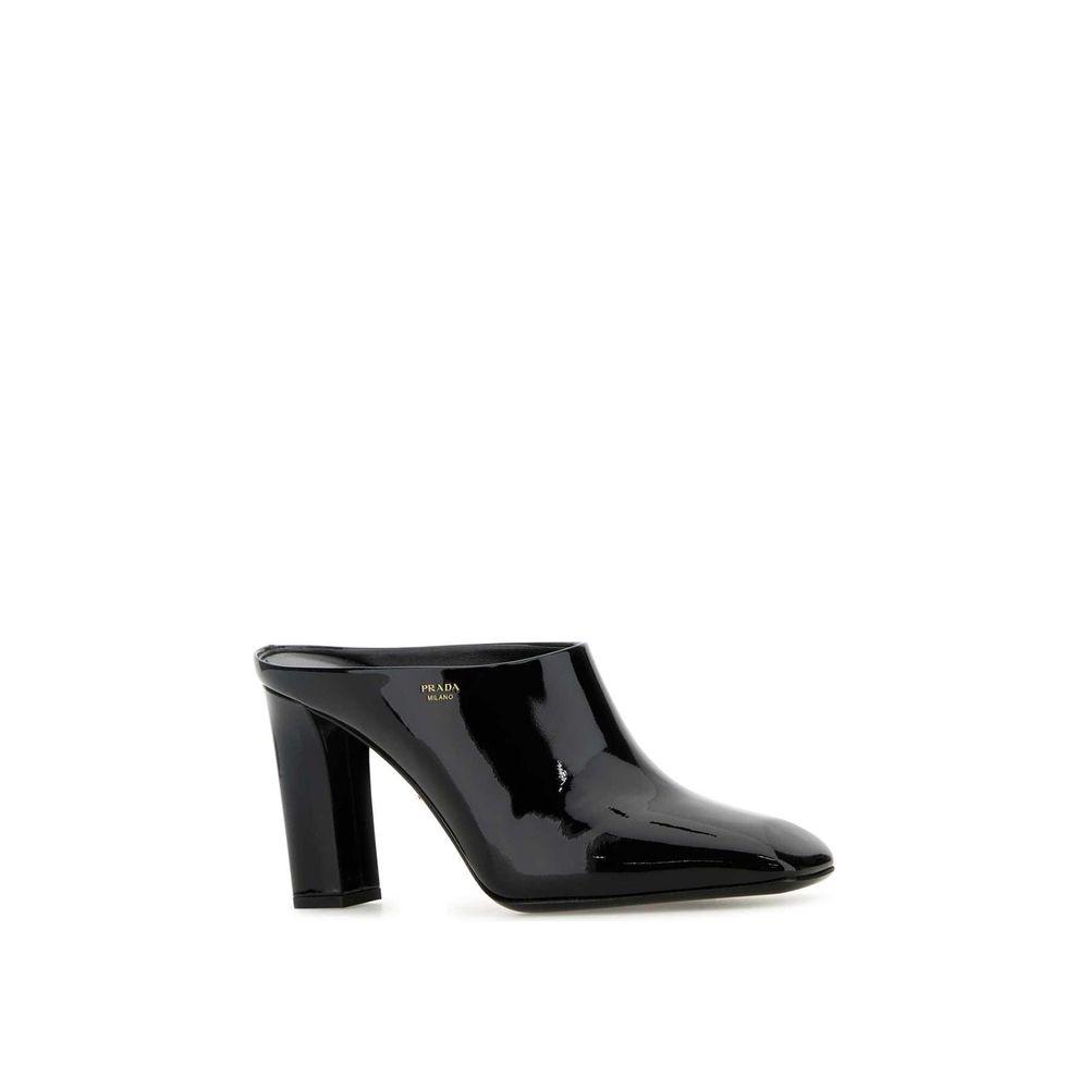 Prada Pantoletten aus schwarzem Kalbsleder