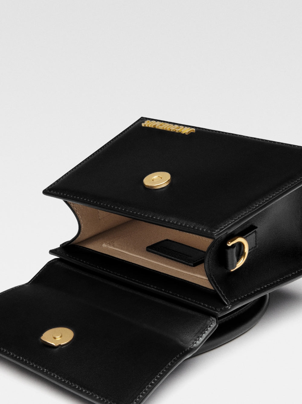 Jacquemus Black  leather Le Chiquito moyen bag
