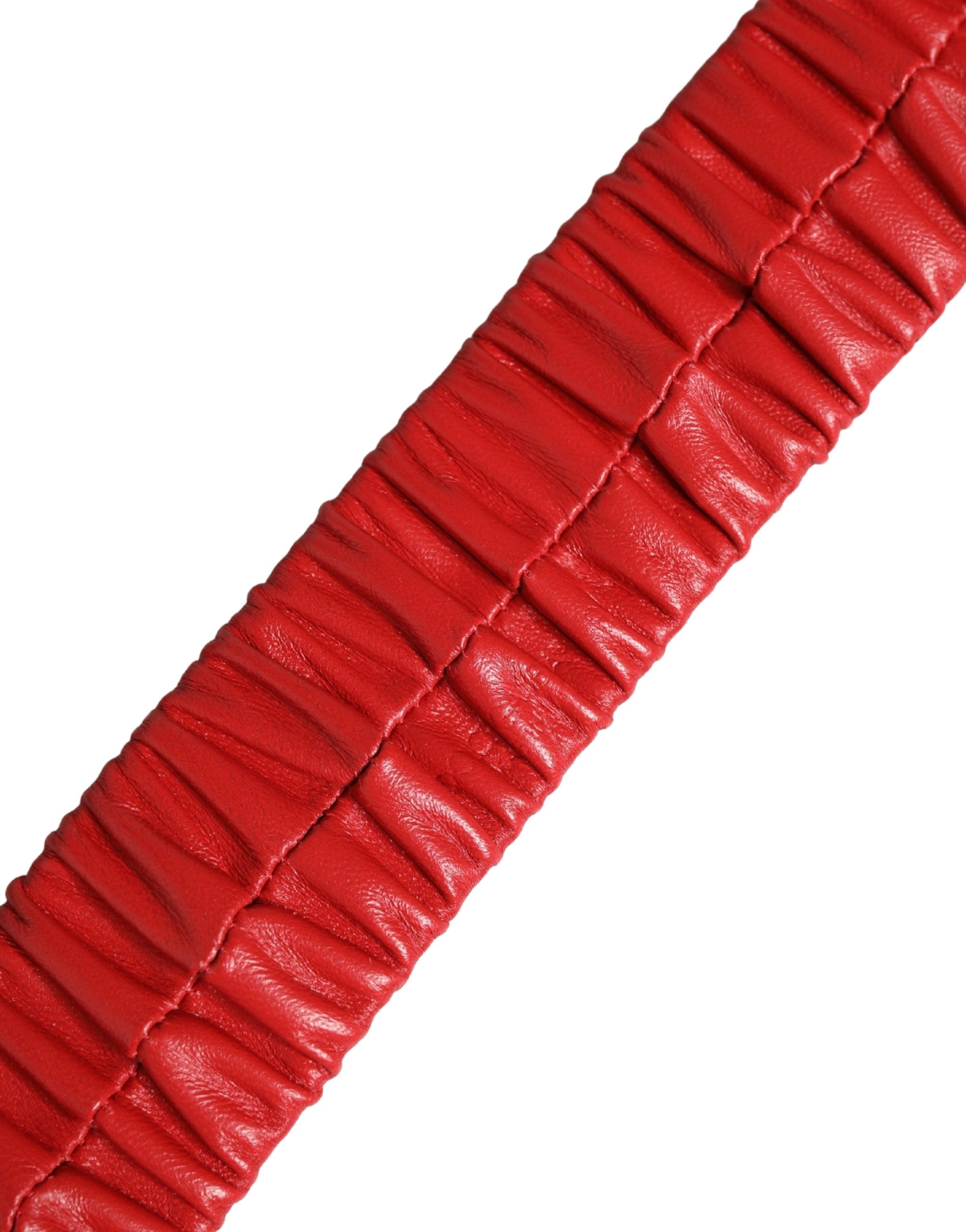 Dolce & Gabbana Roter Ledergürtel mit goldener Herzschnalle