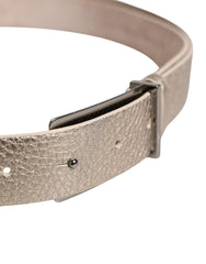 Brunello Cucinelli Gürtel aus metallisch beigem Leder mit silberner Metallschnalle