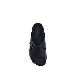 Dolce & Gabbana Schwarze flache Sandalen aus Kalbsleder Bos Taurus