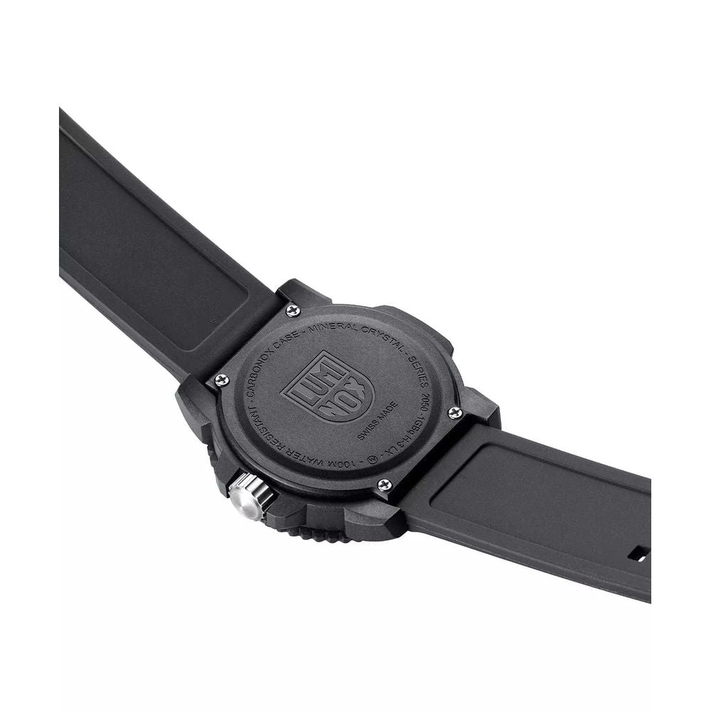 Luminox Sportuhr aus schwarzem Resin