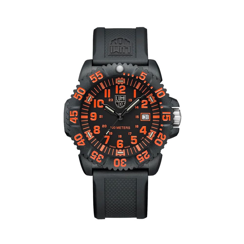 Luminox Sportuhr aus schwarzem Resin