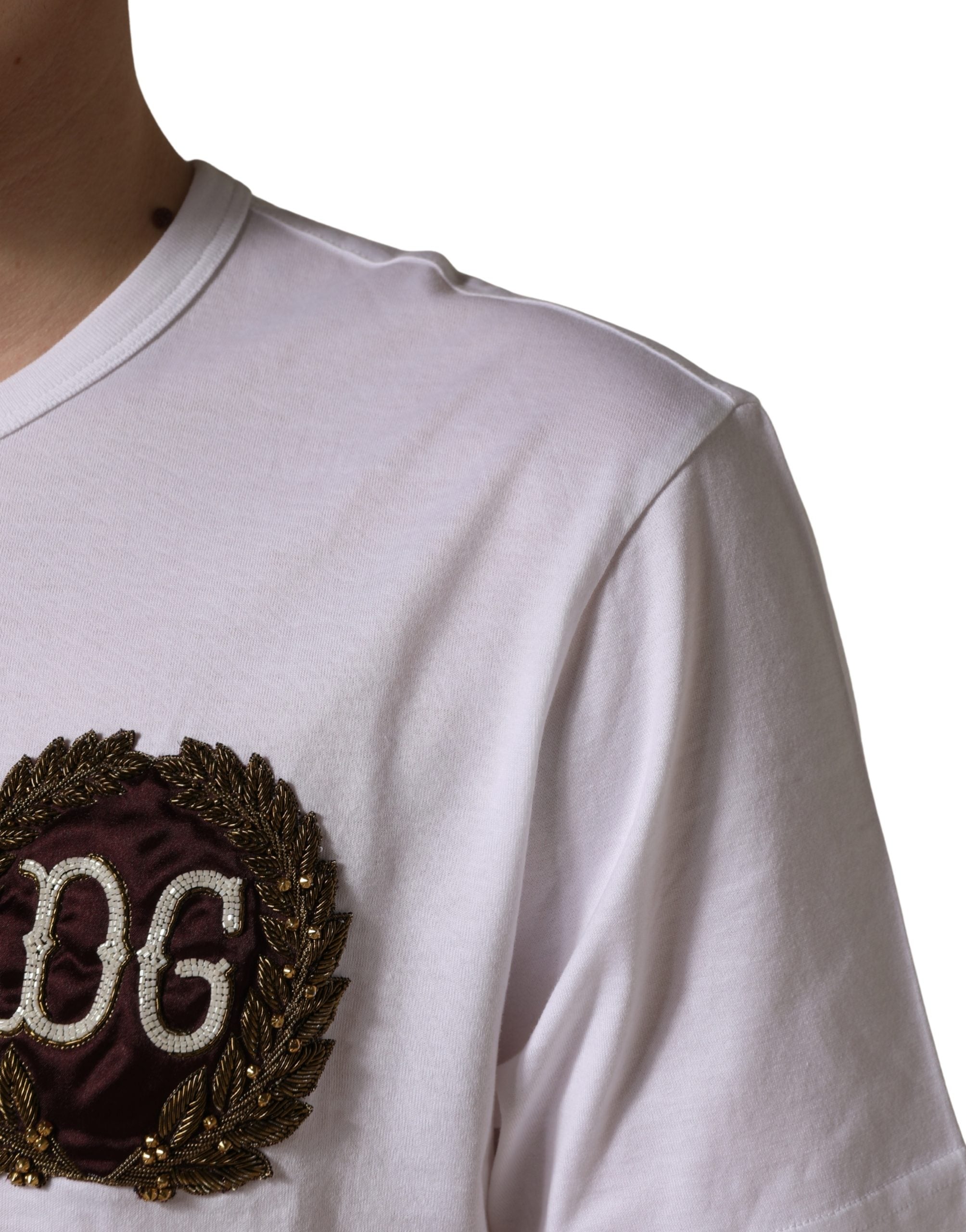 Dolce & Gabbana Weißes T-Shirt mit DG-Blattstickerei und Rundhalsausschnitt