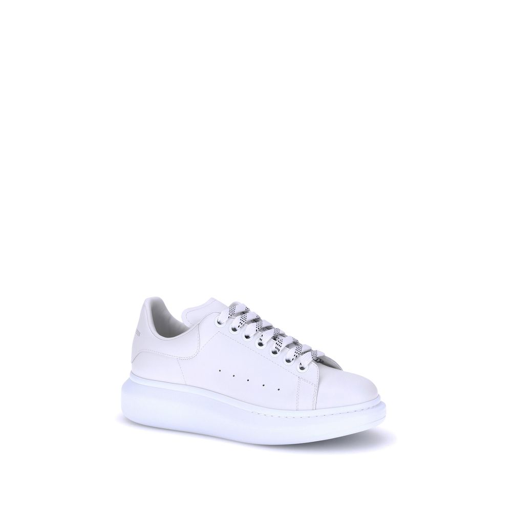 Alexander McQueen Witte Kalfsleren Bos Taurus Platform Sneakers