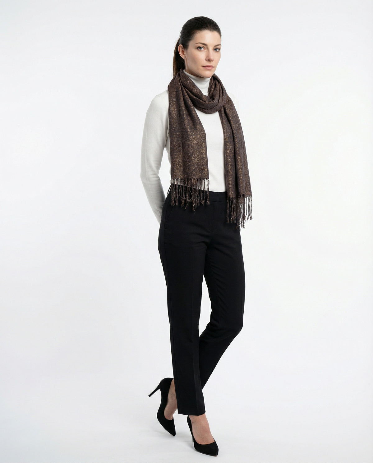 Brunello Cucinelli Silver Linen Scarf