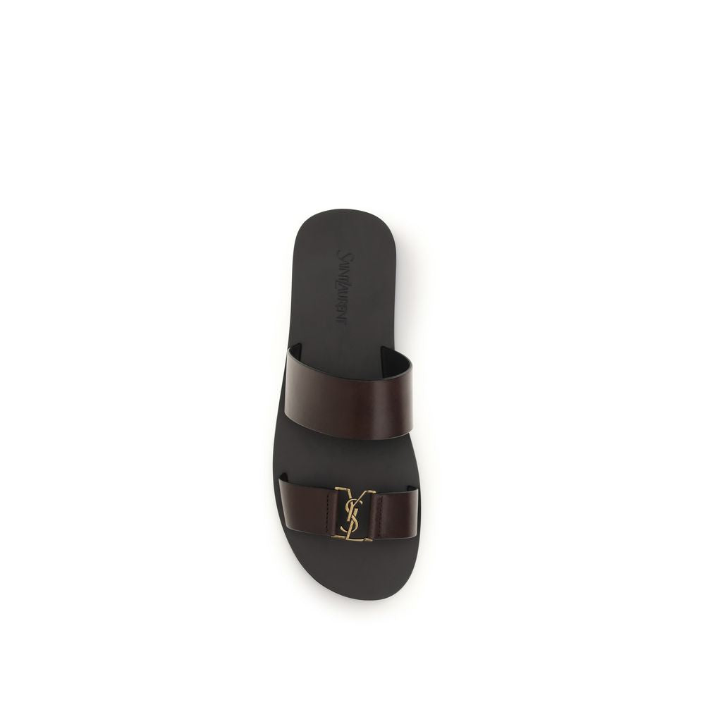 Saint Laurent Bruine Kalfsleren Platte Sandalen van de Bos Taurus