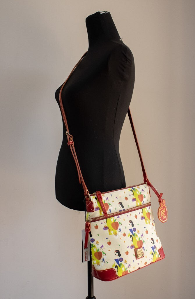 Schneewittchen und die sieben Zwerge 85. Jubiläum Dooney & Bourke Umhängetasche