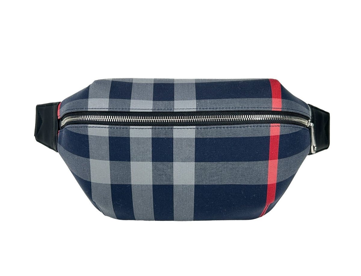 Burberry Medium Check Sonny Fanny Heuptas