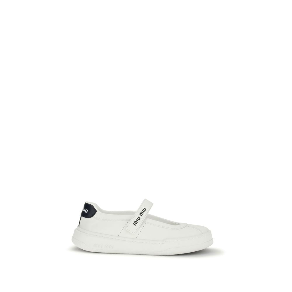 Miu Miu Witte Kalfsleren Bos Taurus Ballerina's
