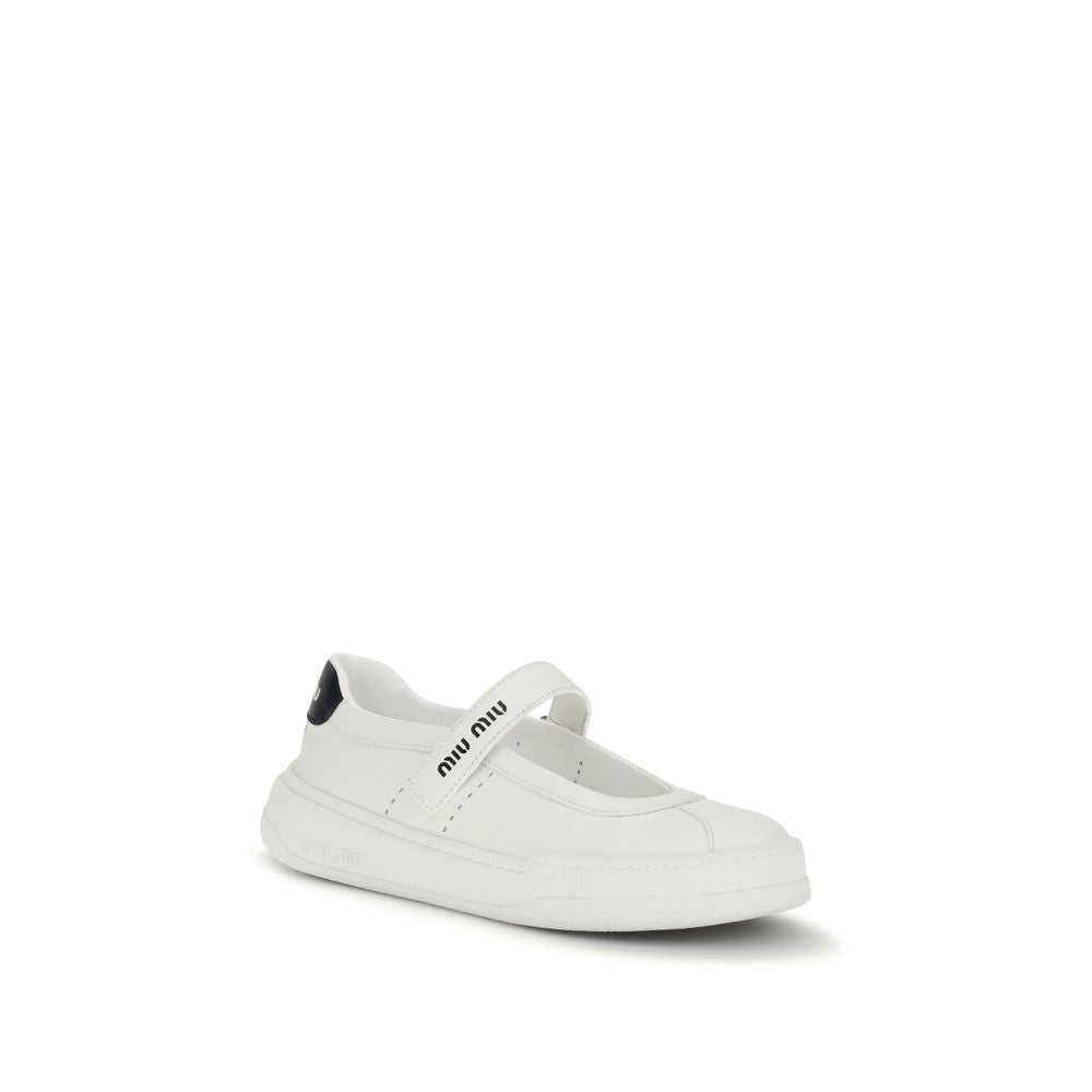 Miu Miu Witte Kalfsleren Bos Taurus Ballerina's