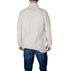 In My Hood Cream Polyester Turtleneck