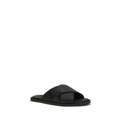 Fendi Zwarte Kalfsleren Bos Taurus Platte Sandalen