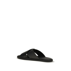 Fendi Zwarte Kalfsleren Bos Taurus Platte Sandalen