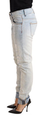 Acht hellblaue Distressed-Jeans aus Baumwolle mit umgeschlagenem Saum