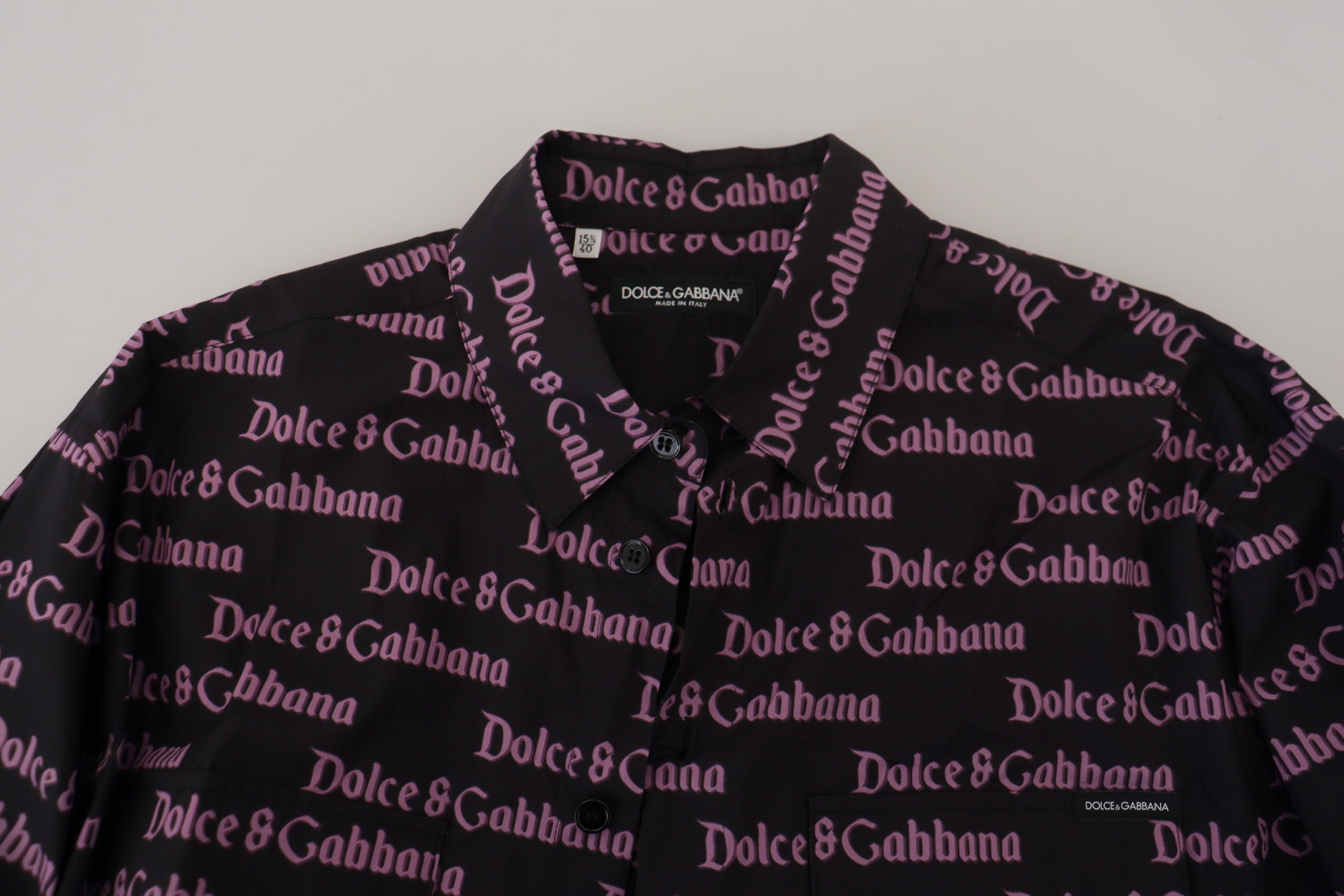 Dolce & Gabbana Schwarzes schmales Hemd mit lila Logo