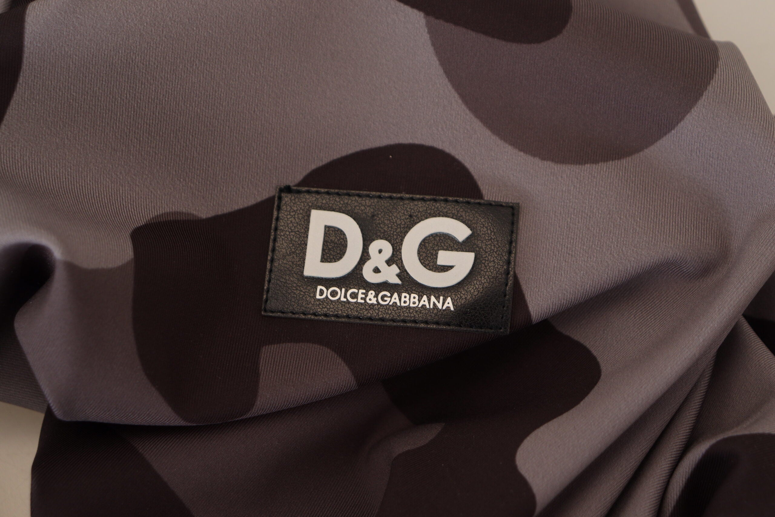 Dolce & Gabbana Grau gemusterter Polyester-Neoprenanzug Bademode