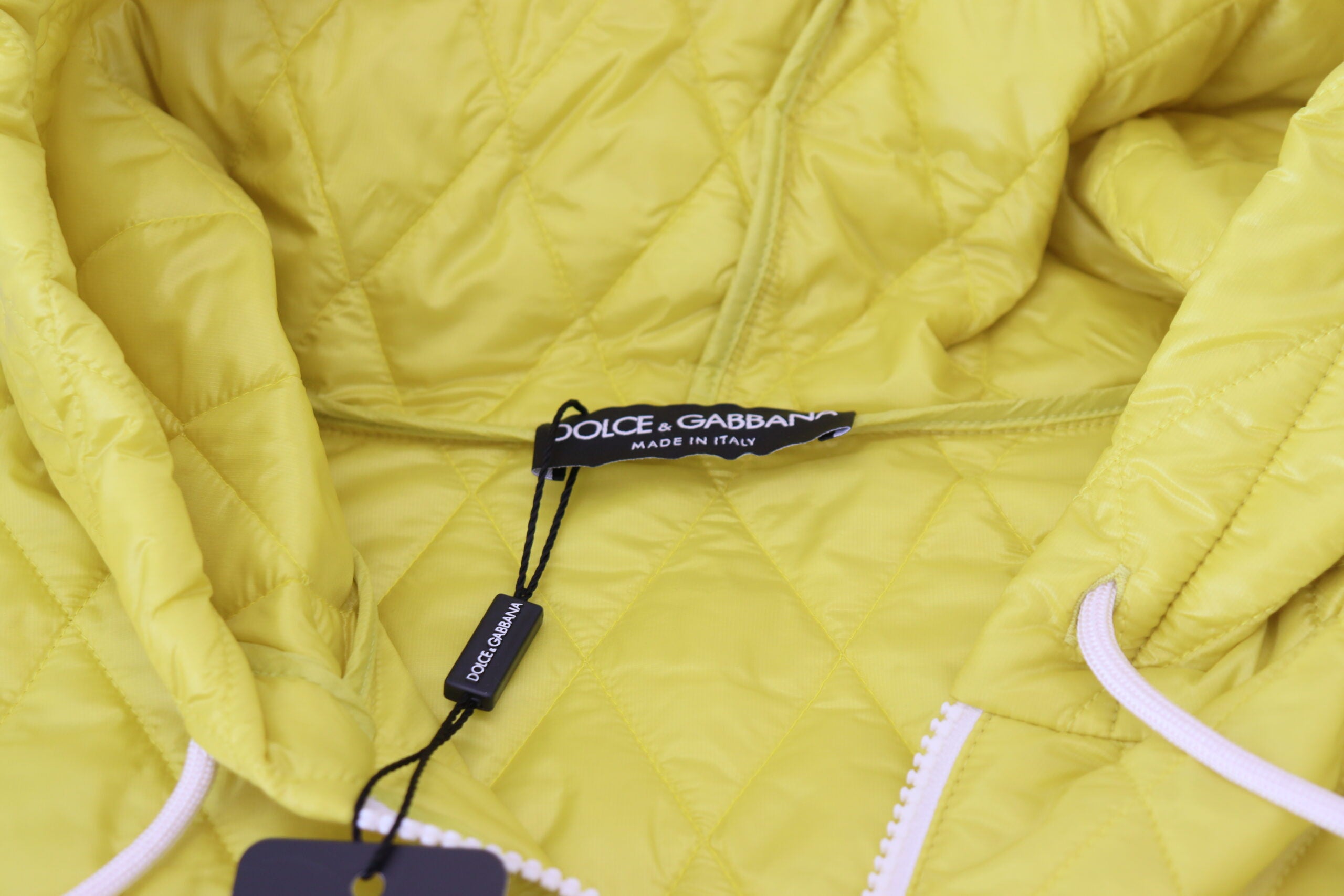 Dolce & Gabbana Gelbe Steppjacke mit Kapuze aus Nylon