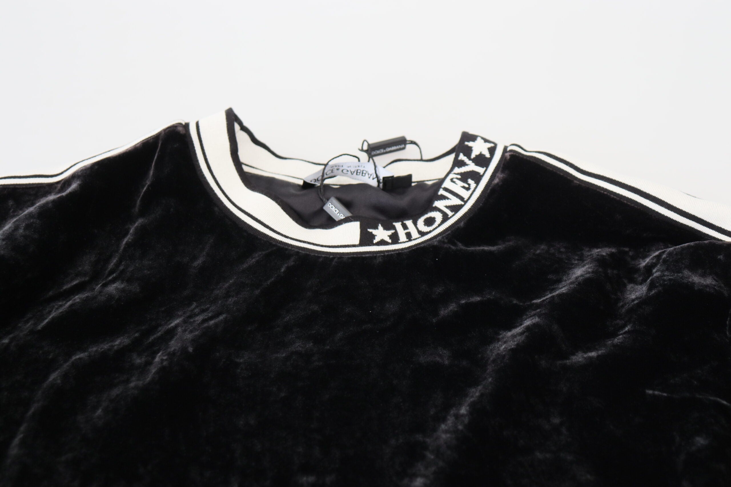 Dolce & Gabbana Schwarzer Samtpullover mit Rundhalsausschnitt