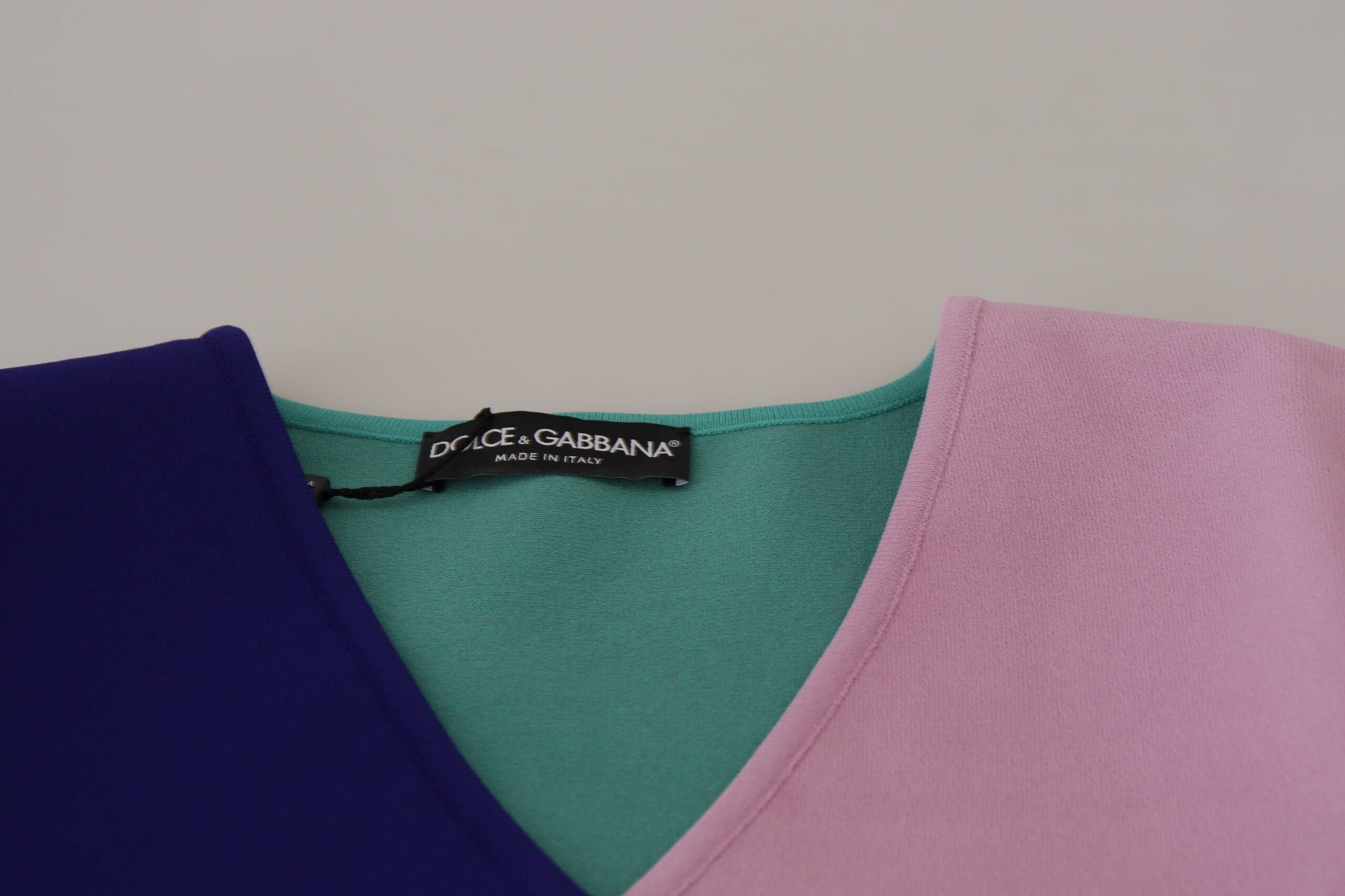 Dolce & Gabbana Pullover aus Viskose mit V-Ausschnitt, mehrfarbig, lange Ärmel