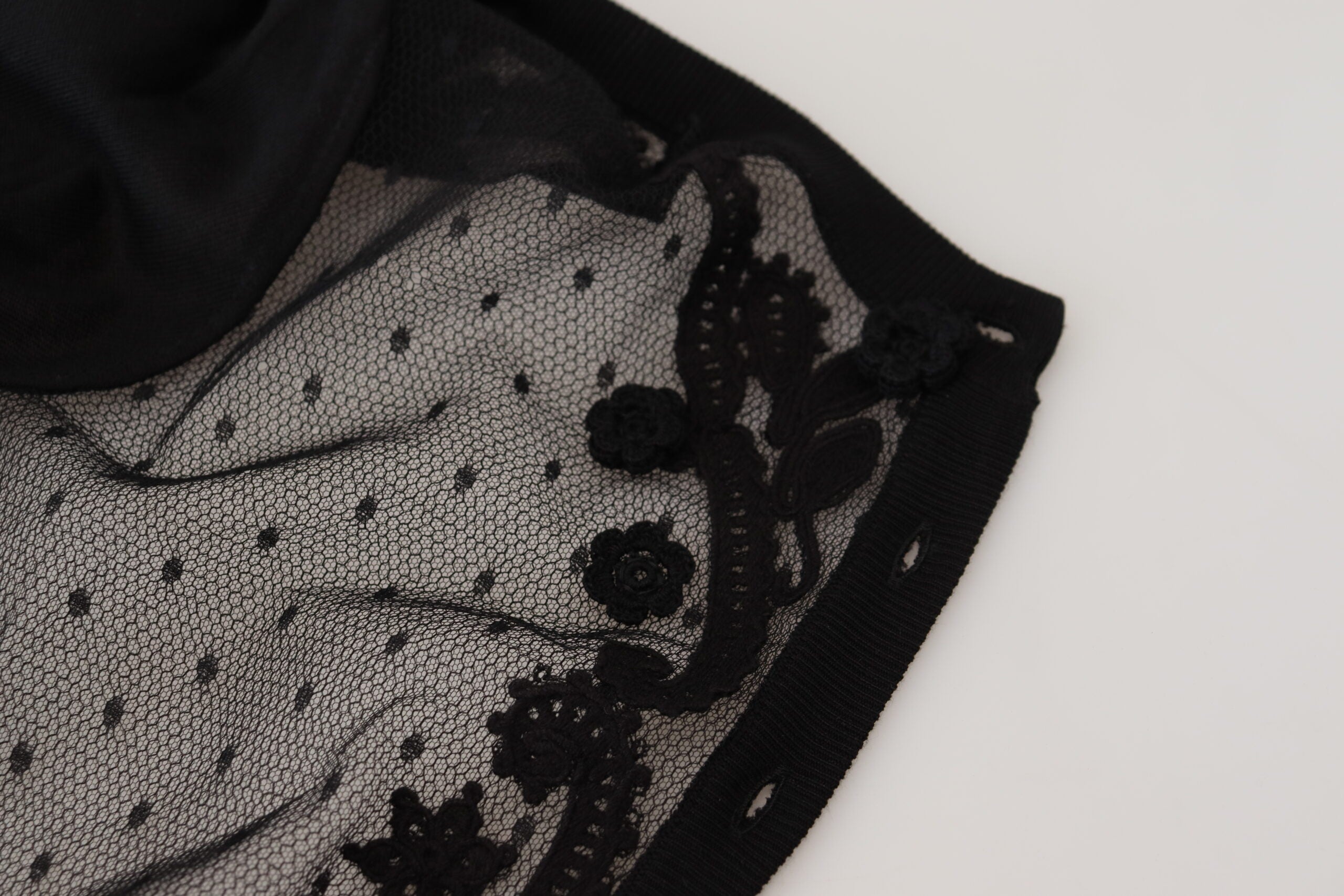 Dolce & Gabbana Schwarze floral gemusterte Strickjacke aus Spitze mit Knöpfen