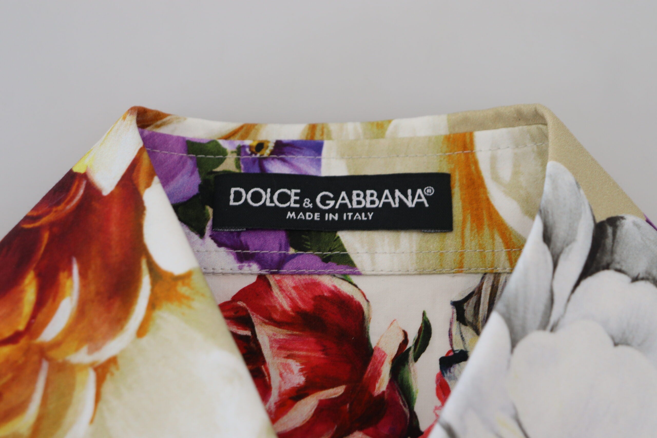 Dolce & Gabbana Bunte Baumwollbluse mit Blumenmuster und Kragen