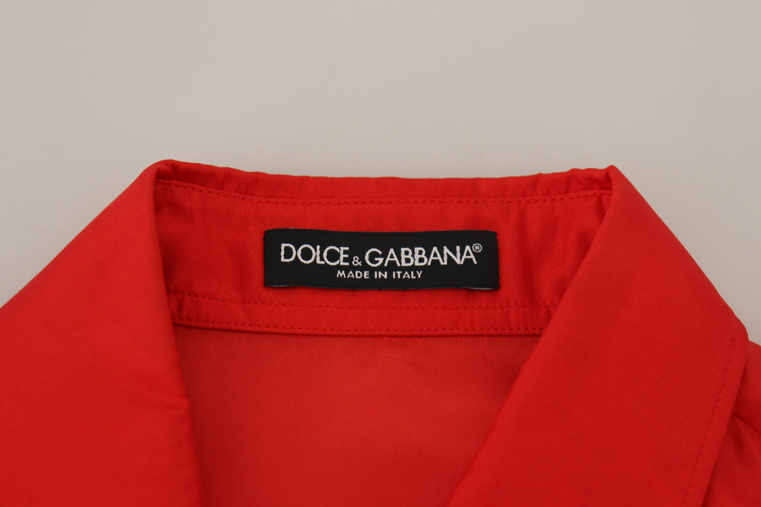 Dolce & Gabbana Rotes Seidenkleidhemd mit Kragen und langen Ärmeln
