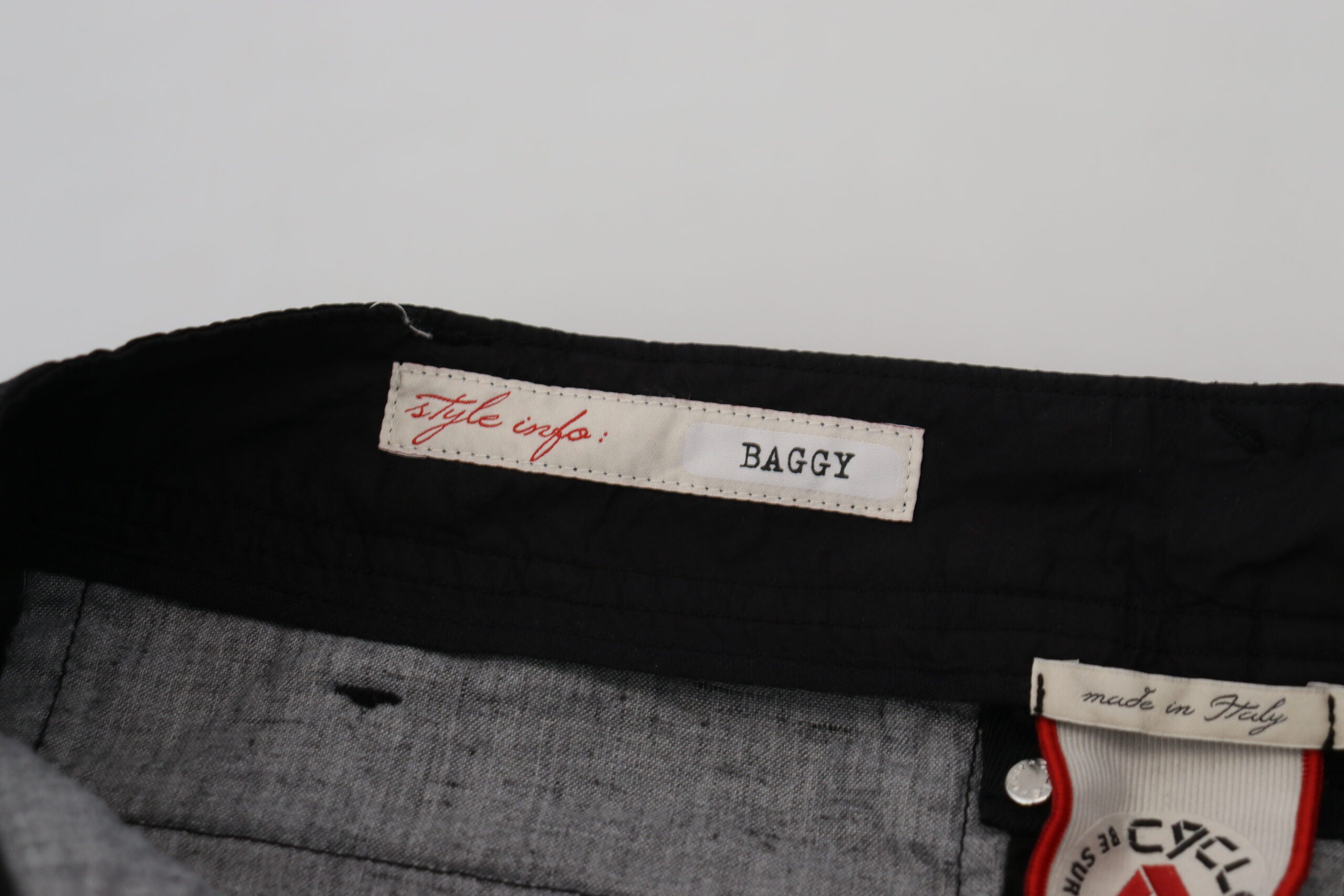 CYCLE Schwarze High-Waist-Baggy-Hose aus Baumwolle für Damen