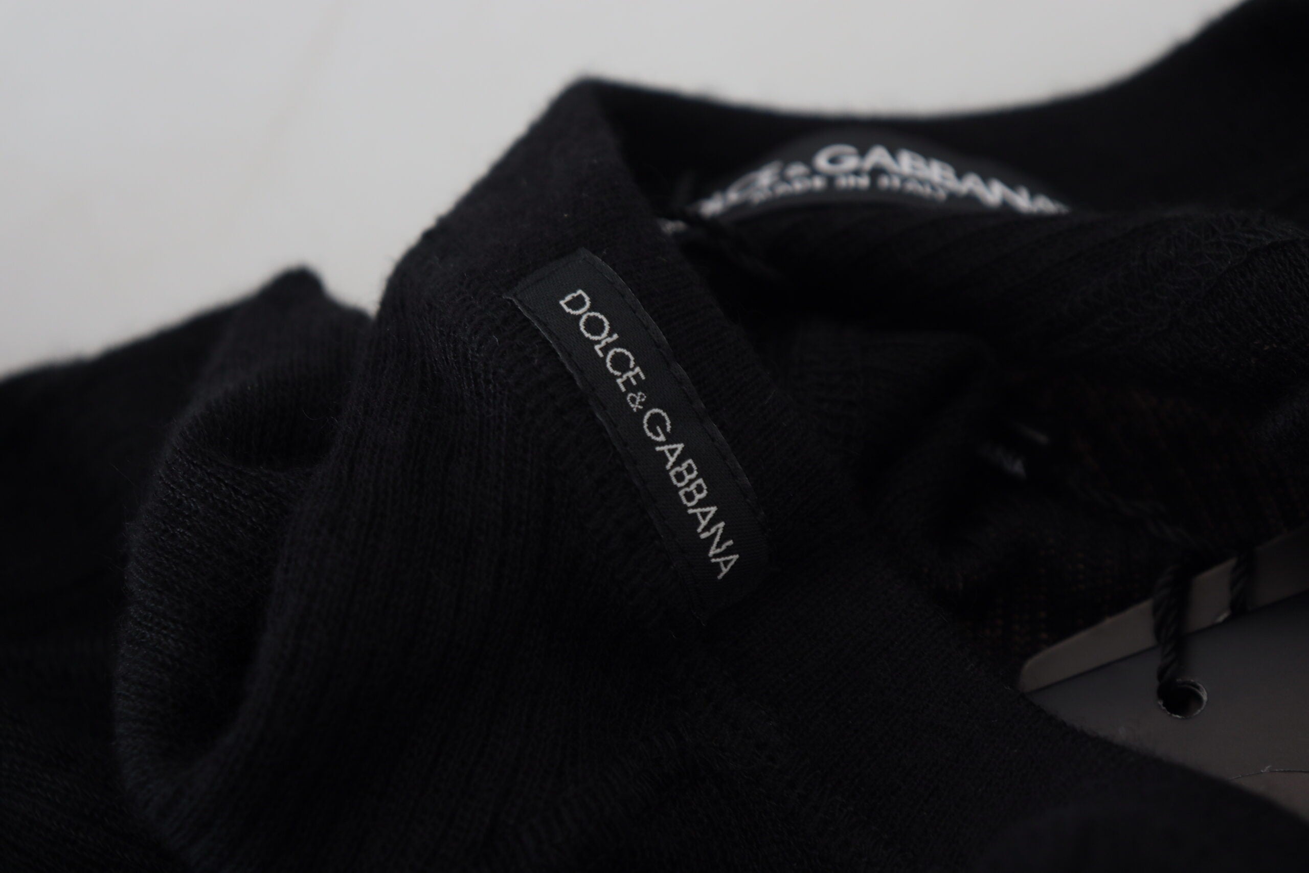 Dolce & Gabbana Schwarzer Kaschmir-Pullover mit Knöpfen