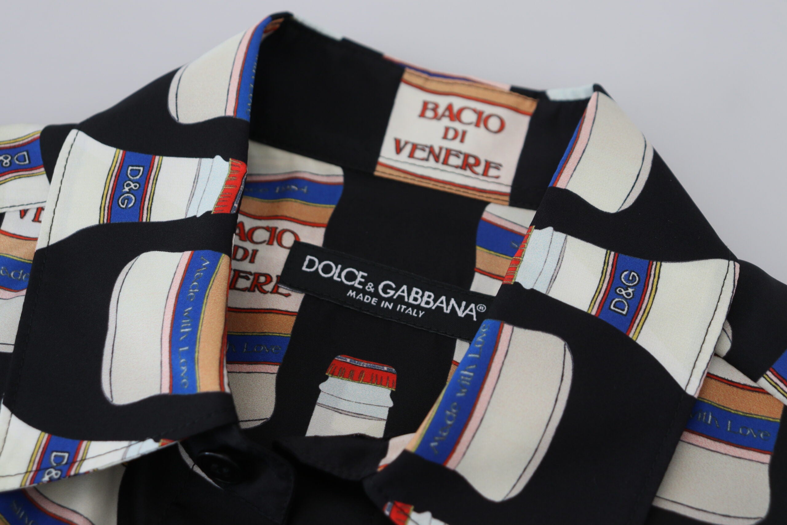 Dolce & Gabbana Schwarzes Seidenhemd mit Aufdruck und Kragen für Herren