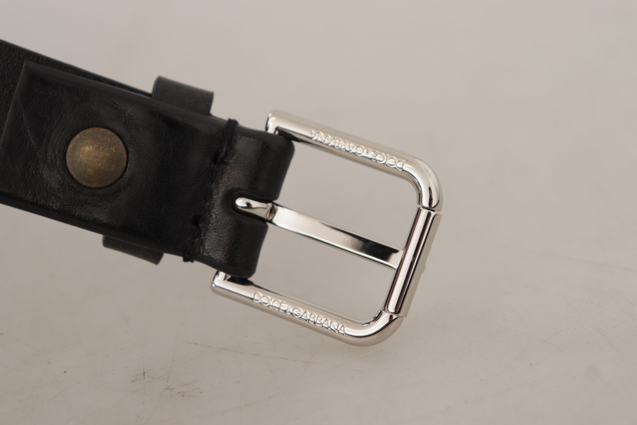 Dolce & Gabbana Zwarte Kalfslakleren Zilverkleurige Met Logo Metalen Gesp Riem