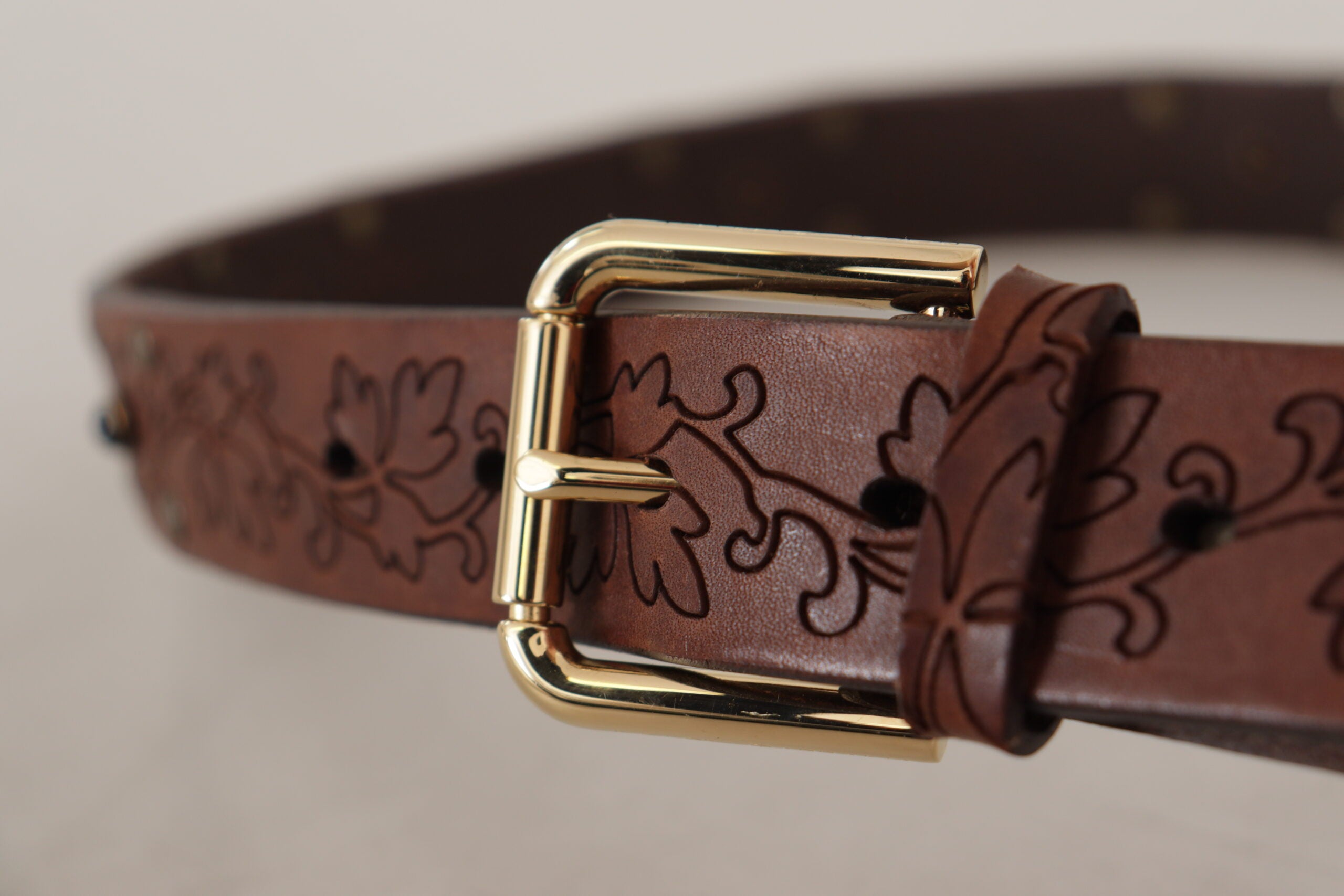 Dolce & Gabbana Brauner Ledergürtel mit floralen Nieten und Metallschnalle